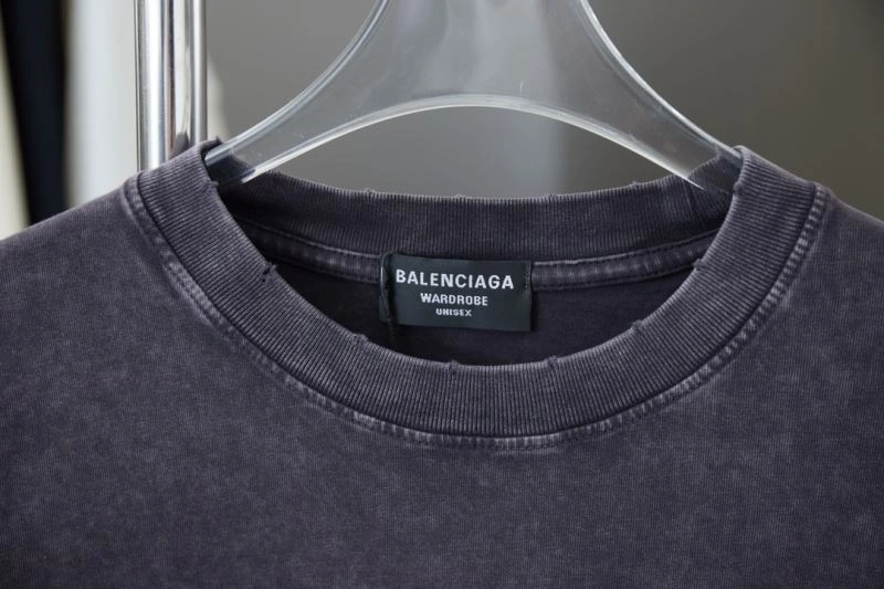 FlexibleFit Balenciaga T-Shirts 98629