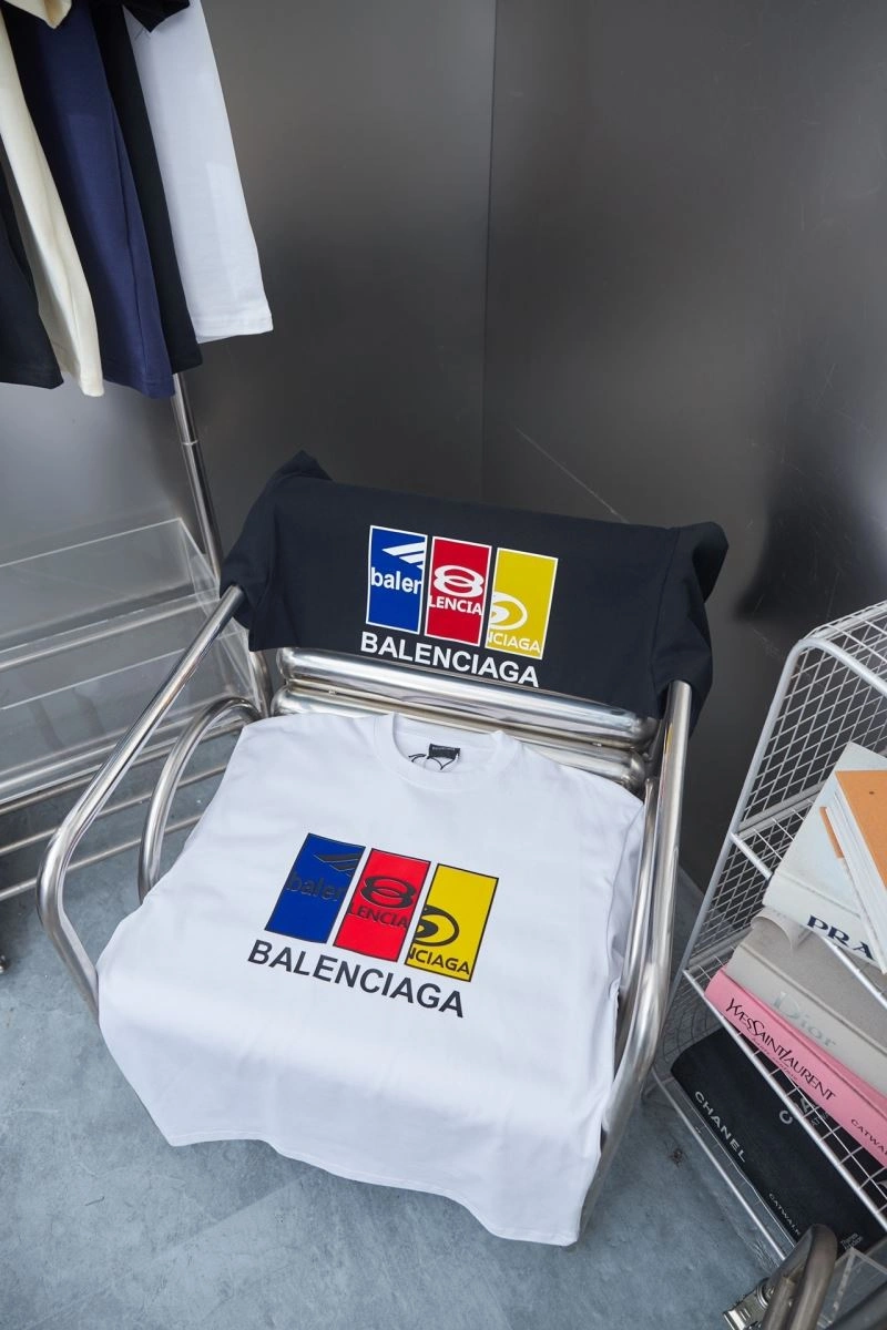 Balenciaga T-Shirts Durable 98563