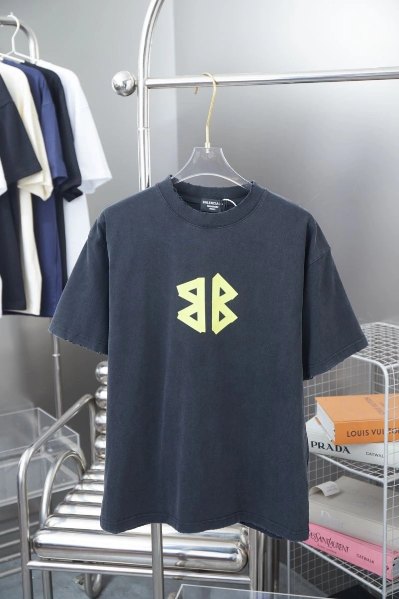 HighPerformance Balenciaga T-Shirts 98558