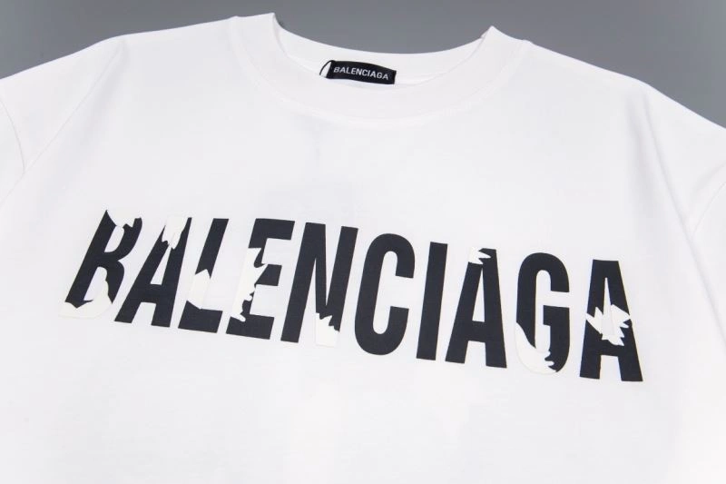 Balenciaga T-Shirts Versatile 98550