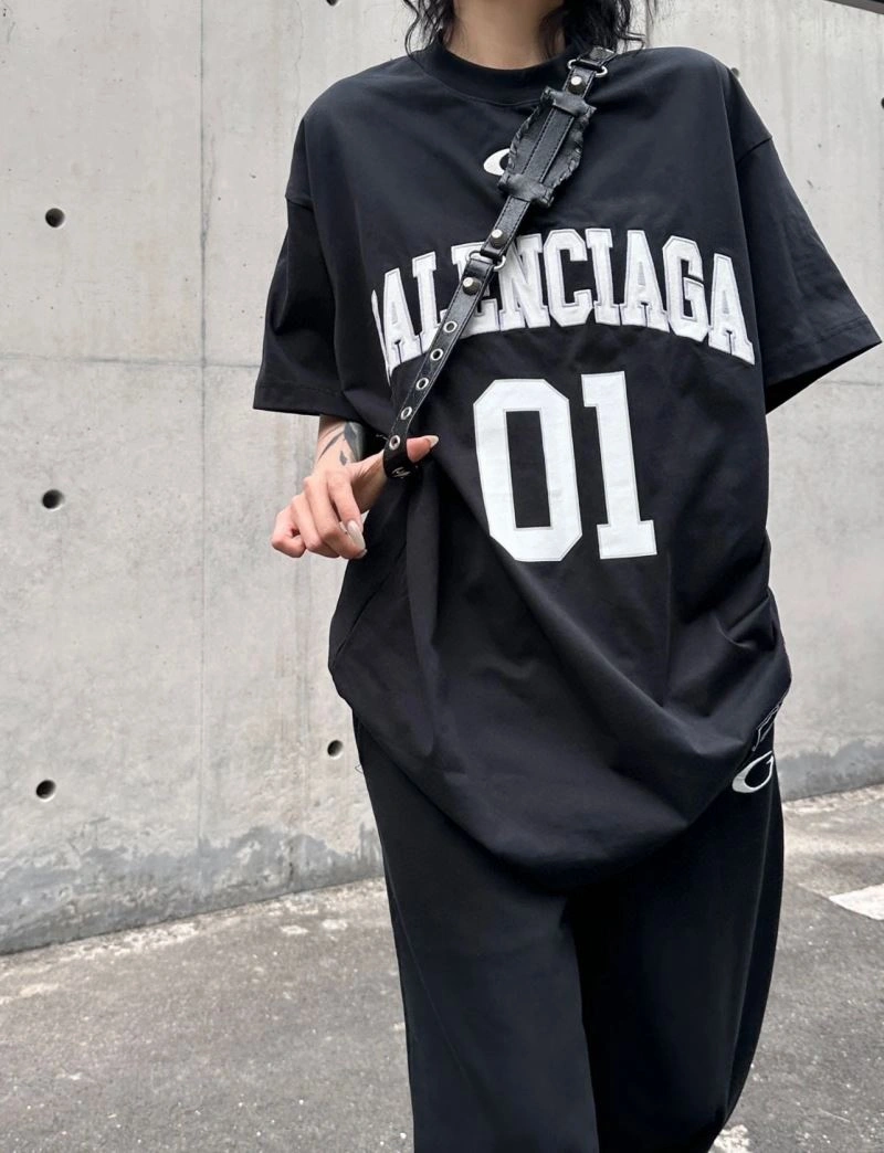 HighQuality Balenciaga T-Shirts 98588