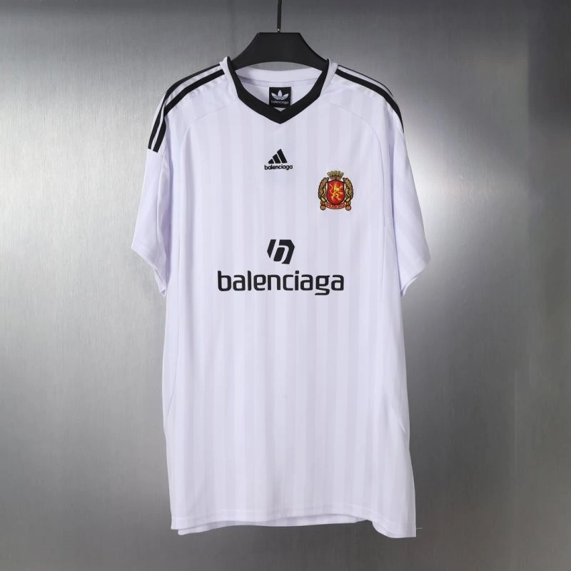 Balenciaga T-Shirts Comfortable 98551