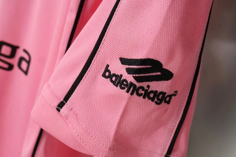 Soft Balenciaga T-Shirts 98545
