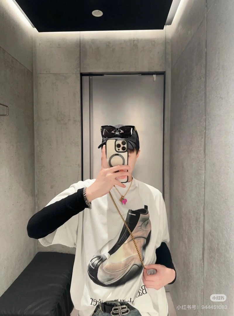 Balenciaga T-Shirts HighPerformance 98562