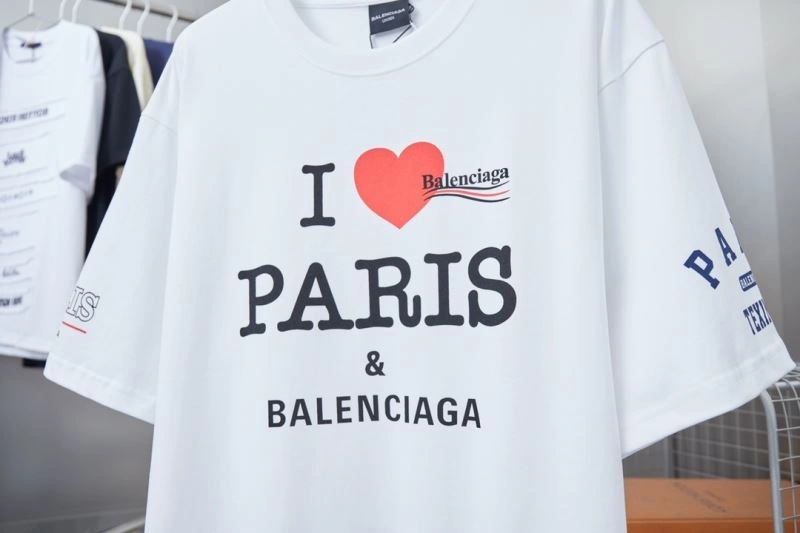 Functional Balenciaga T-Shirts 98537