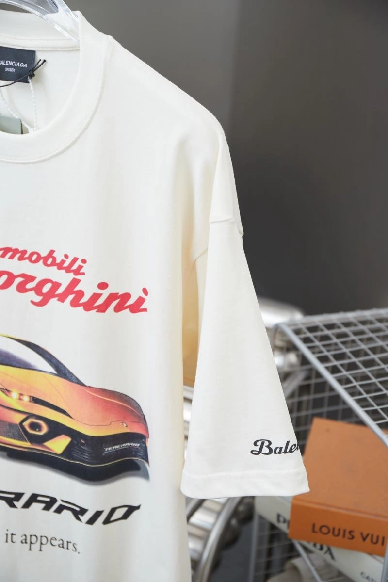 Supportive Balenciaga T-Shirts 98535