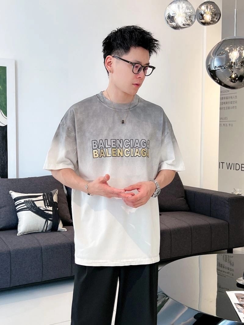 Balenciaga T-Shirts ModernLook 98498
