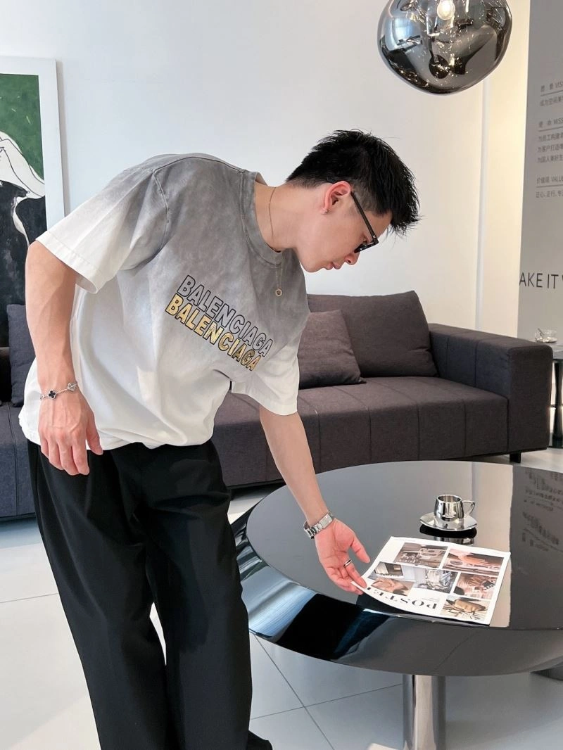 Balenciaga T-Shirts ModernLook 98498