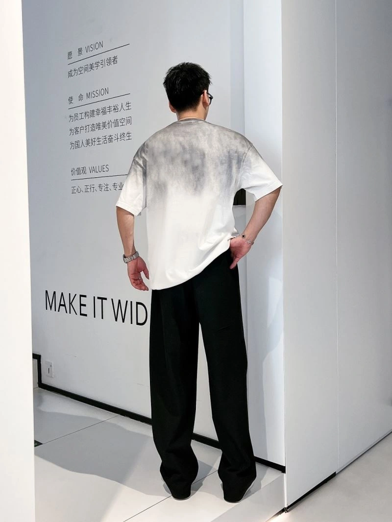 Balenciaga T-Shirts ModernLook 98498