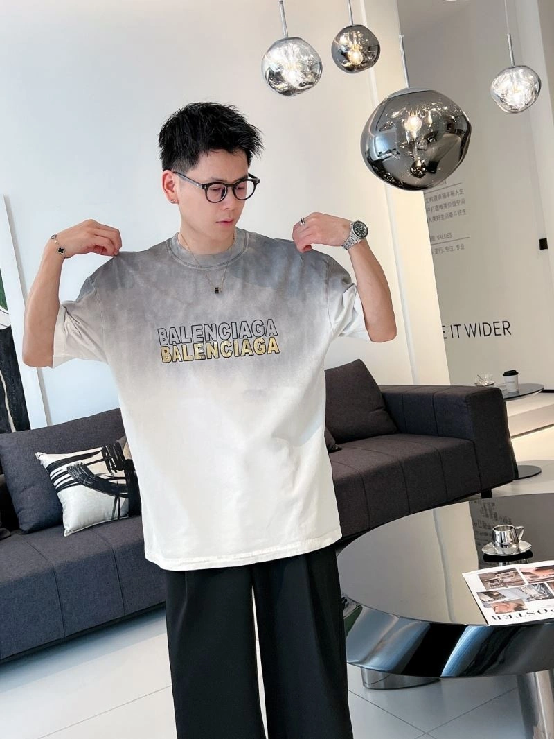Balenciaga T-Shirts ModernLook 98498