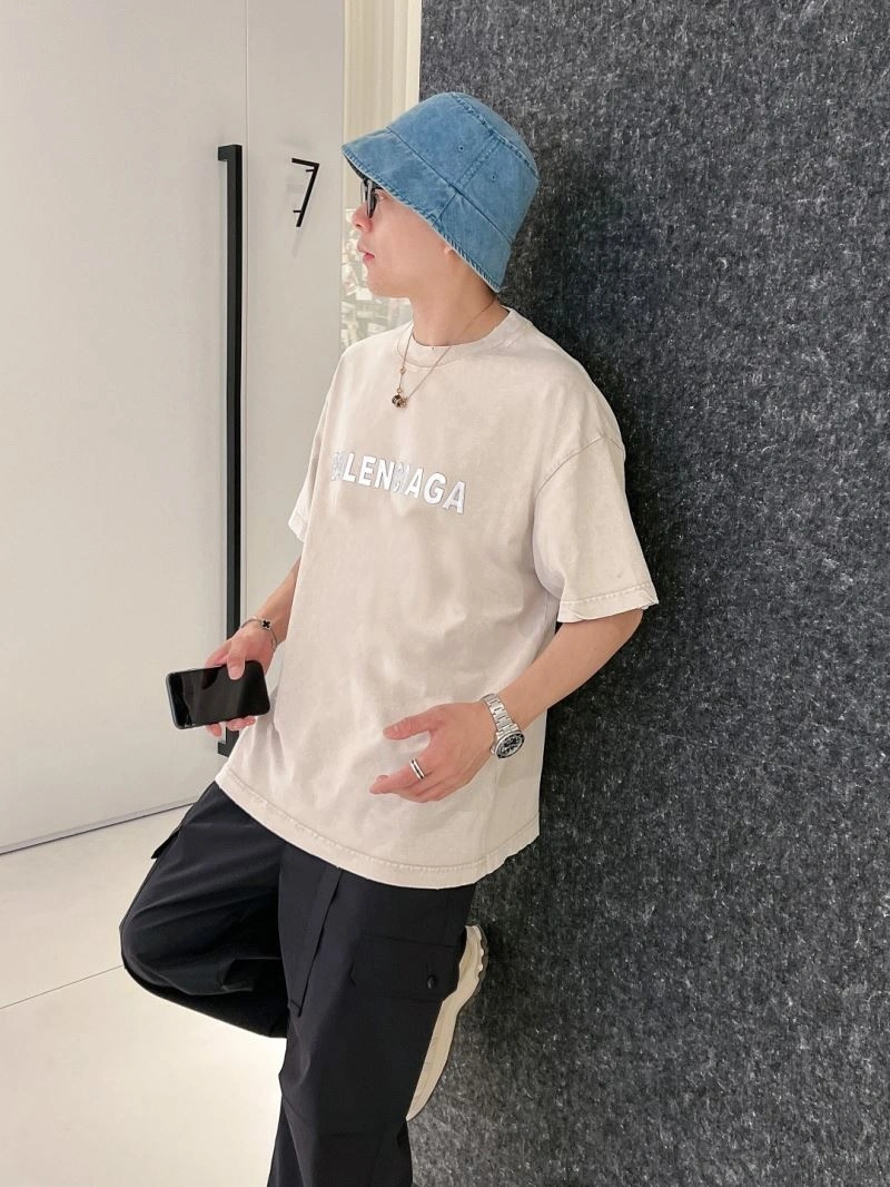 Fashionable Balenciaga T-Shirts 98568