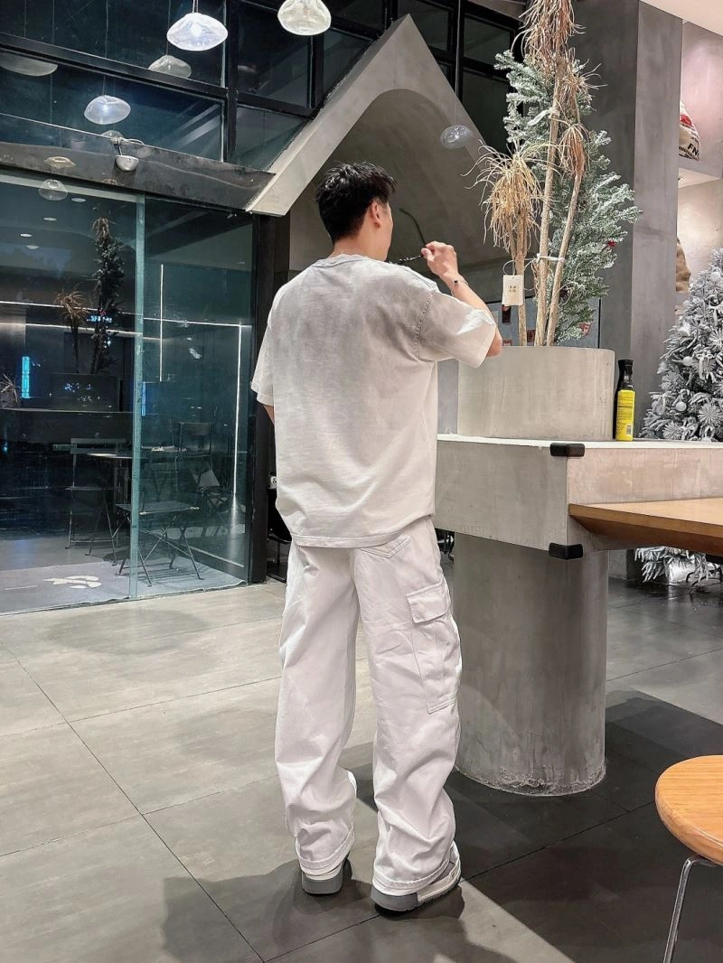 Flexible Balenciaga T-Shirts 98493