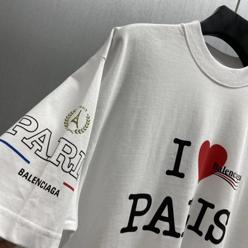 Seasonal Balenciaga T-Shirts 98469