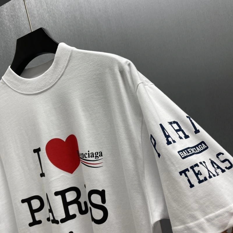 Seasonal Balenciaga T-Shirts 98469