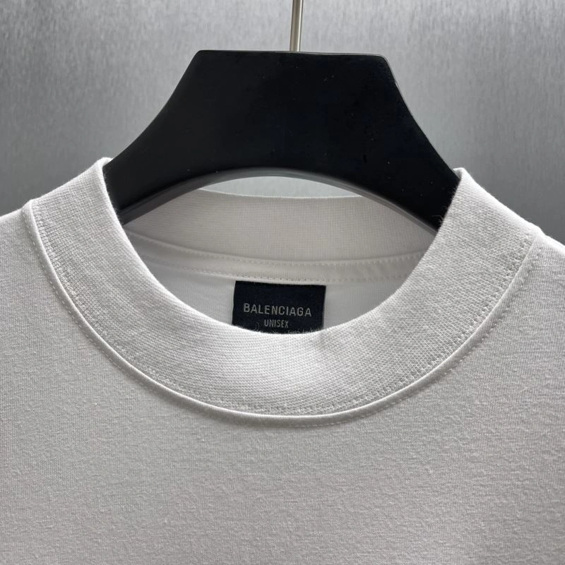 Seasonal Balenciaga T-Shirts 98469