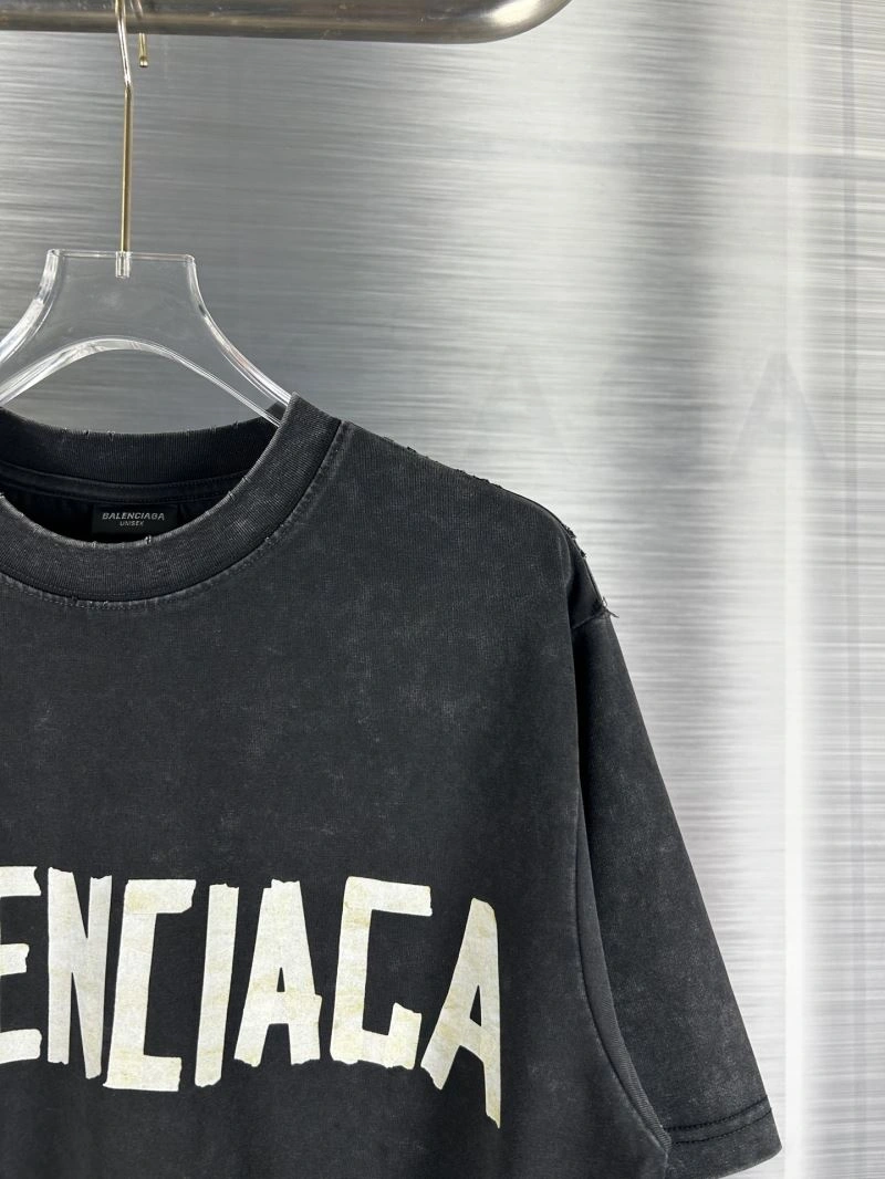 Sporty Balenciaga T-Shirts 98464