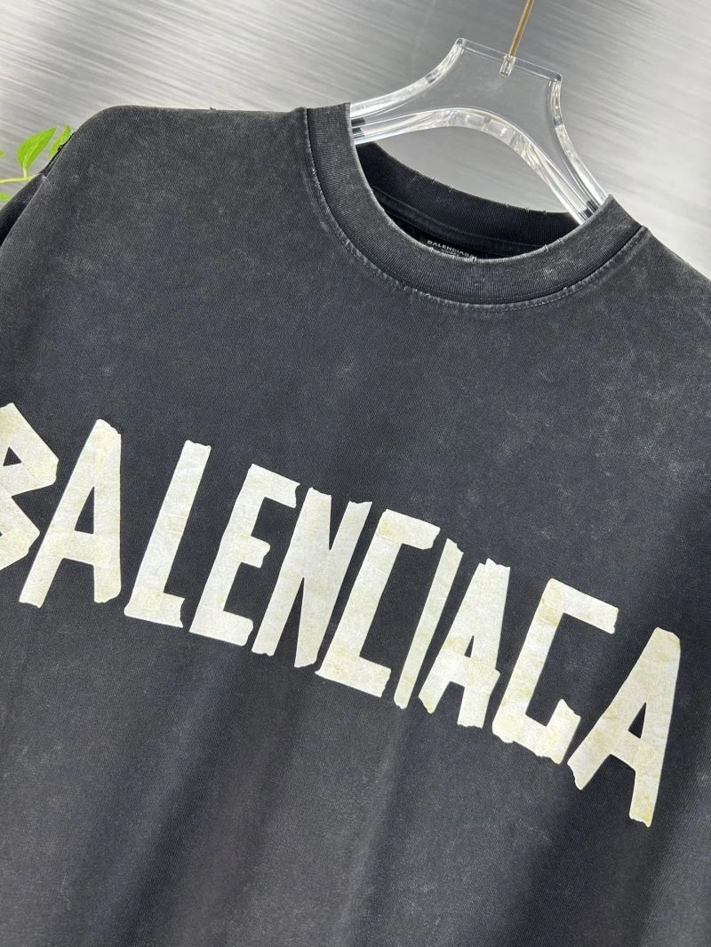 Sporty Balenciaga T-Shirts 98464
