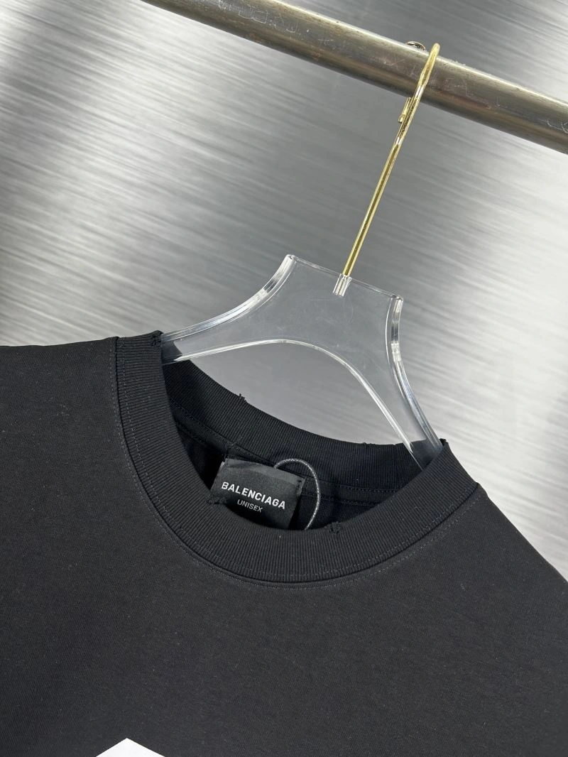 Contemporary Balenciaga T-Shirts 98449