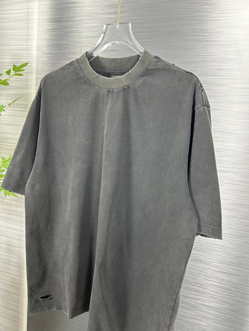 Versatile Balenciaga T-Shirts 98488
