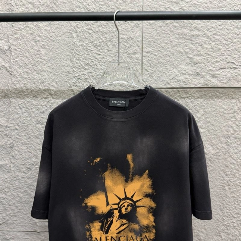 Balenciaga T-Shirts Vibrant 98405