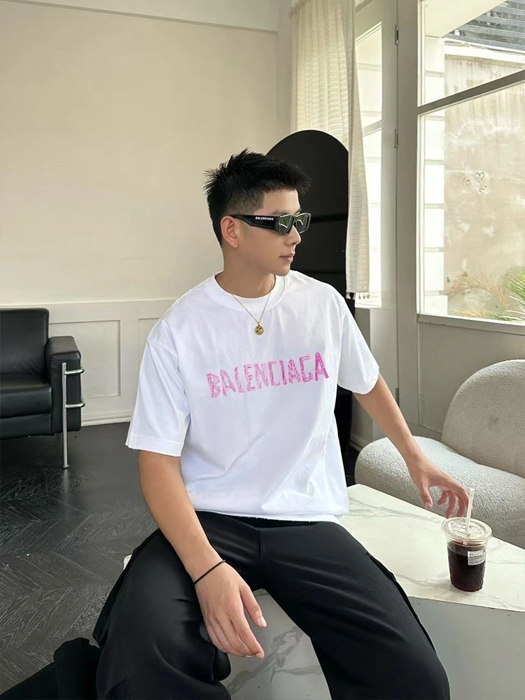 Balenciaga T-Shirts Snug 98401