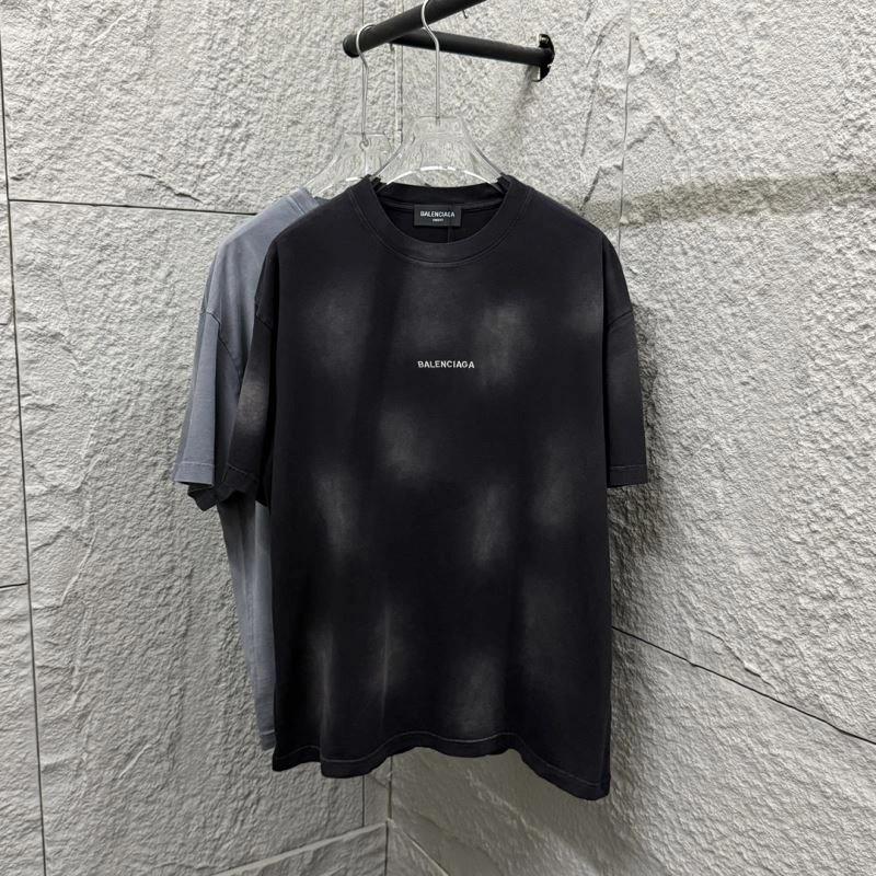 Balenciaga T-Shirts Vibrant 98397