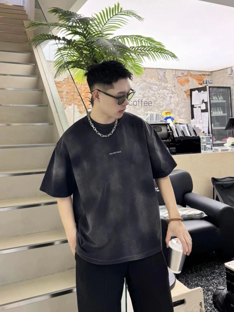 Balenciaga T-Shirts Vibrant 98397
