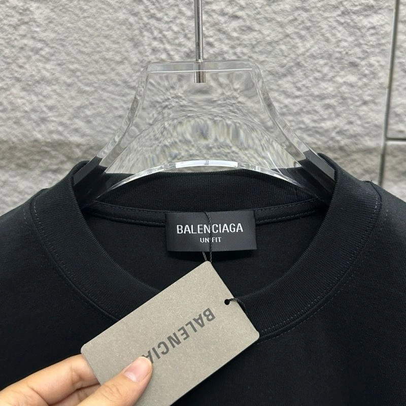 UrbanChic Balenciaga T-Shirts 98396