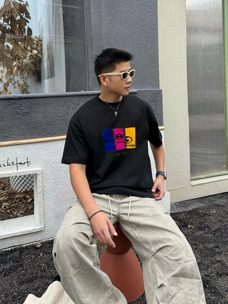UrbanChic Balenciaga T-Shirts 98396