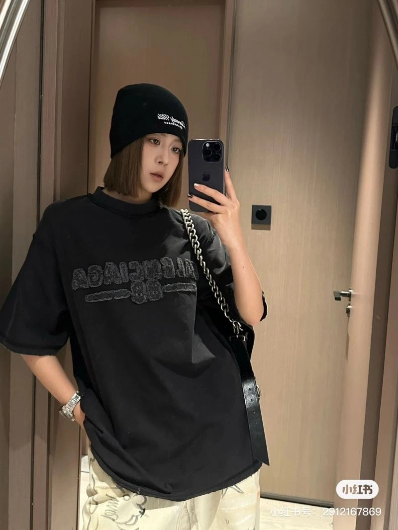 Balenciaga T-Shirts Attractive 98386