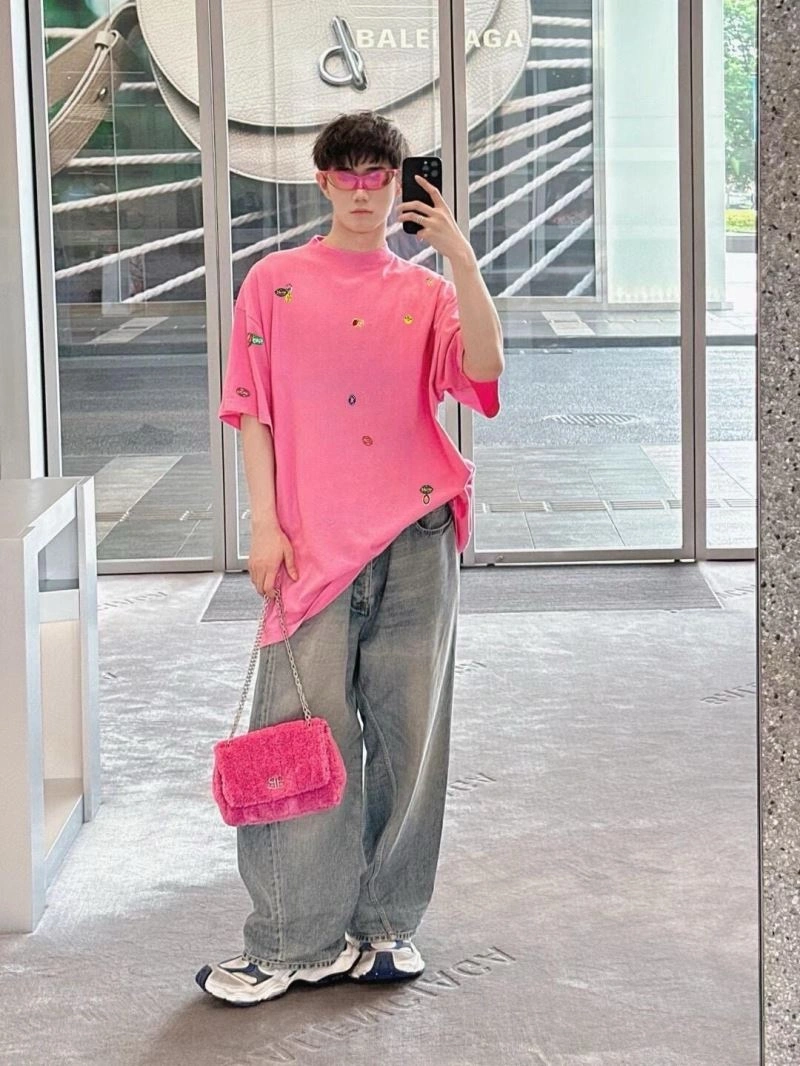 Fashionable Balenciaga T-Shirts 98480