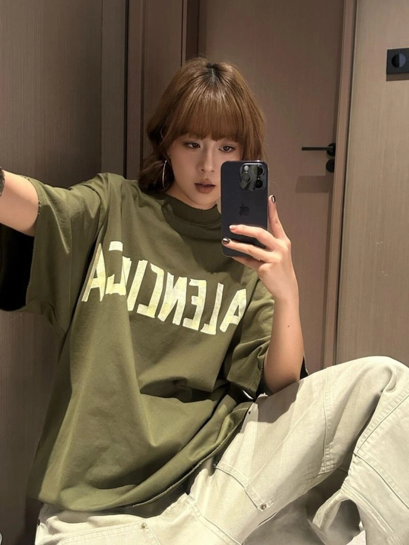 Balenciaga T-Shirts Stretchable 98368