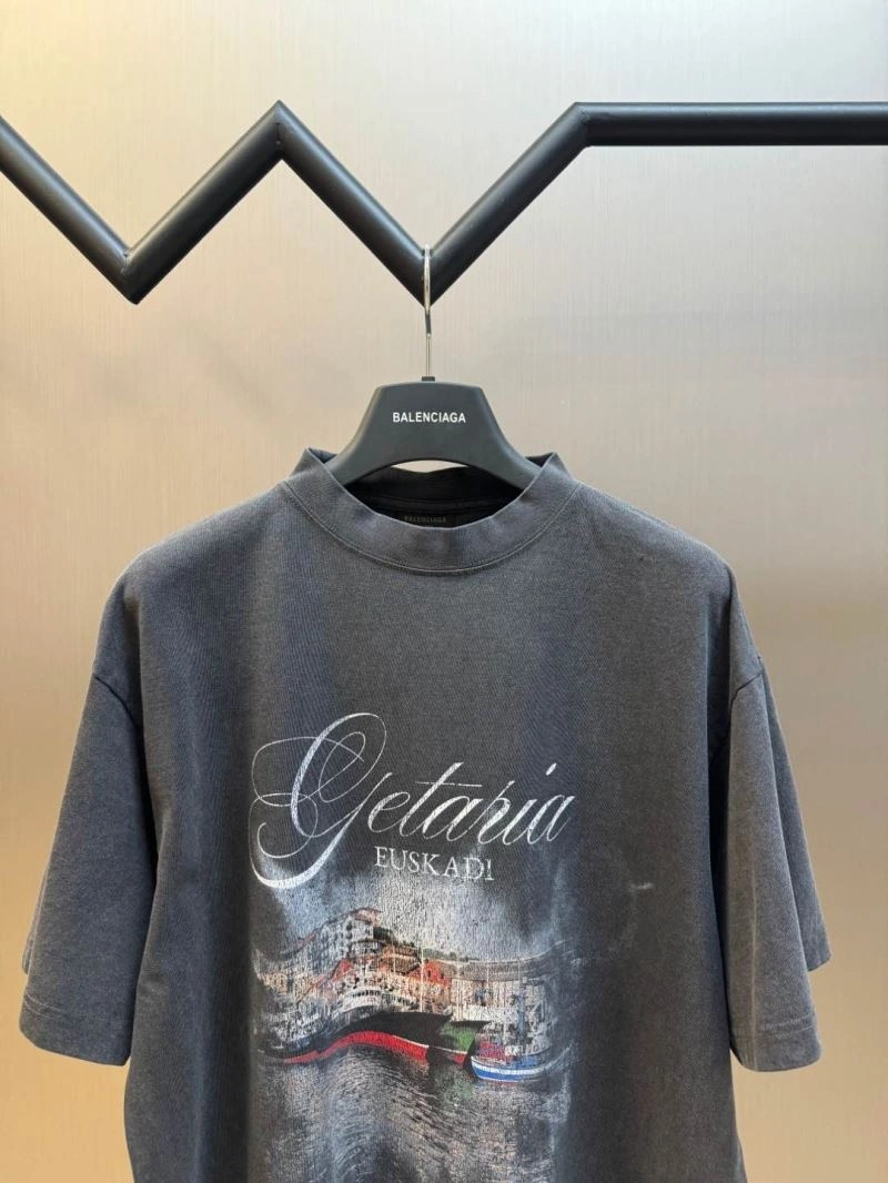 Balenciaga T-Shirts Stylish 98404
