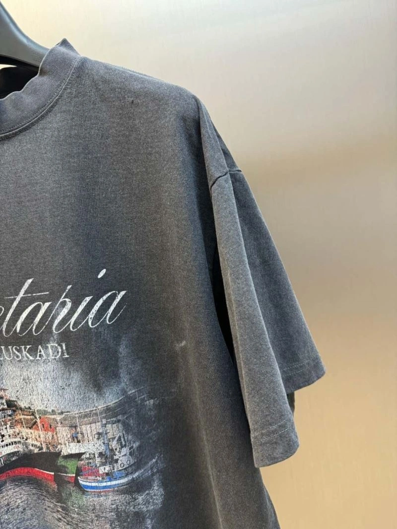 Balenciaga T-Shirts Stylish 98404