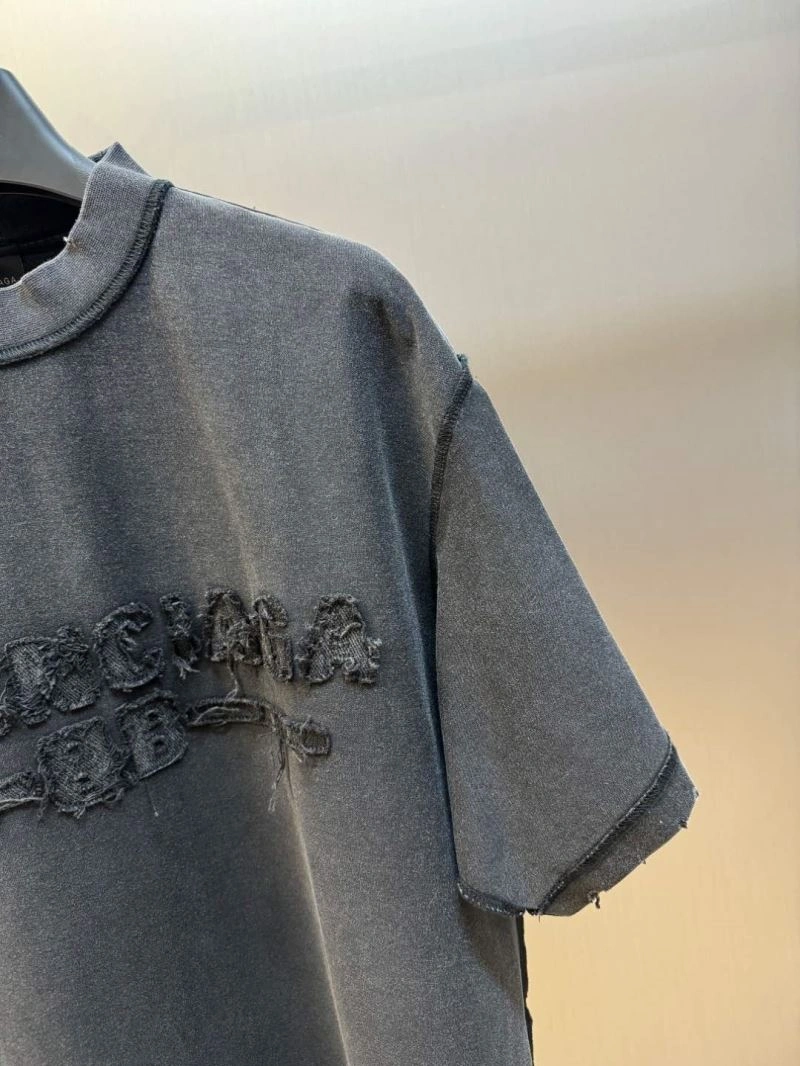 Practical Balenciaga T-Shirts 98394