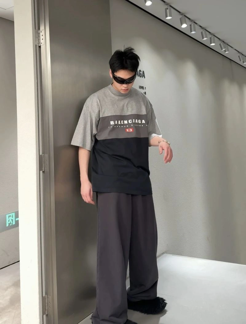 Balenciaga T-Shirts ComfortFit 98358