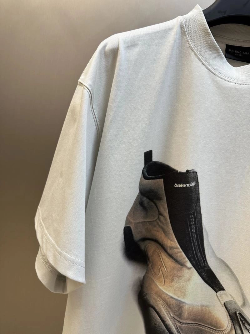 Unisex Balenciaga T-Shirts 98360