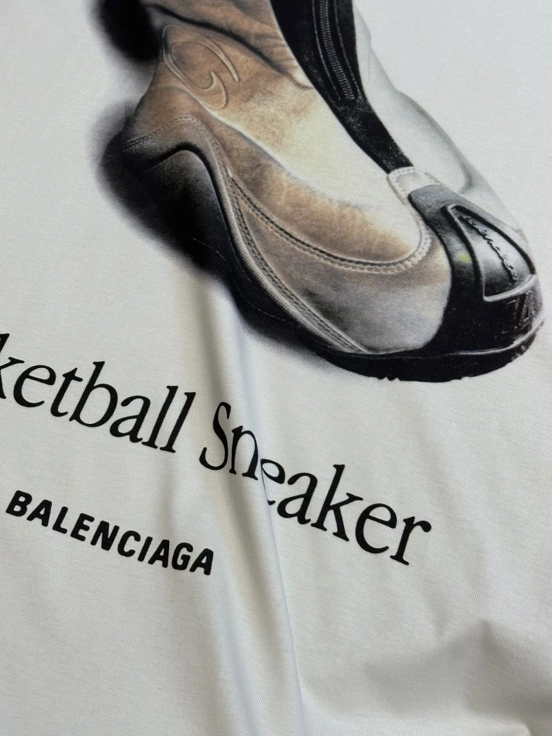 Unisex Balenciaga T-Shirts 98360