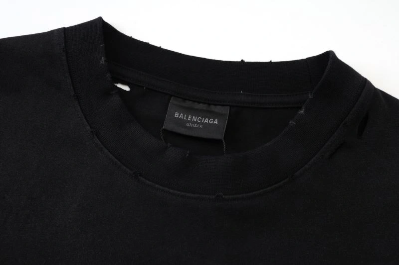 WellDesigned Balenciaga T-Shirts 98337