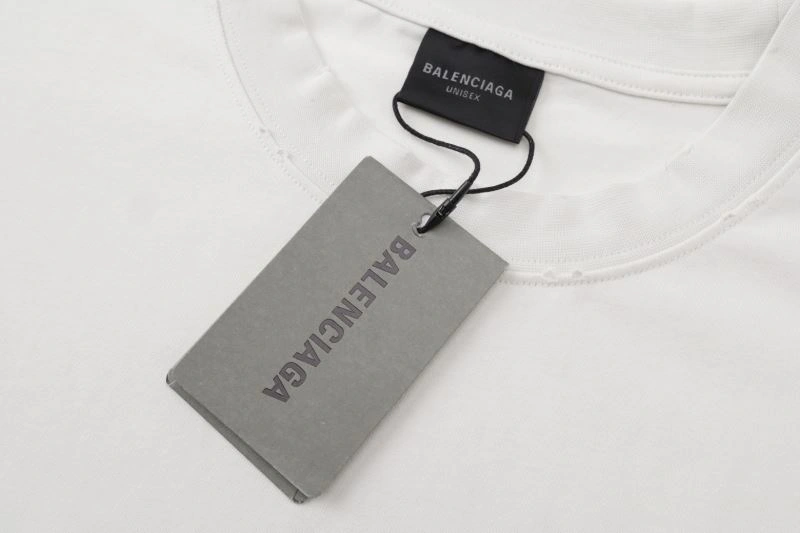 Elegant Balenciaga T-Shirts 98359