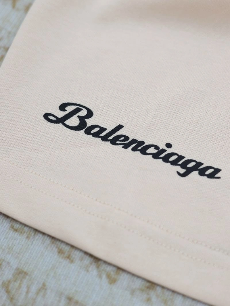Lightweight Balenciaga T-Shirts 98303