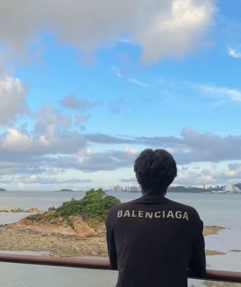 Balenciaga T-Shirts FlexibleFit 98297