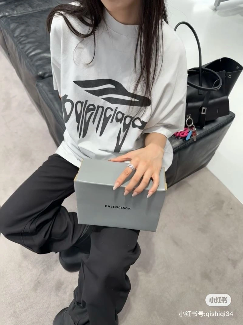 Balenciaga T-Shirts Practical 98296