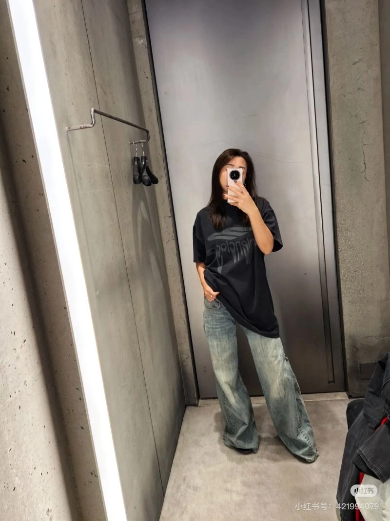 Balenciaga T-Shirts Practical 98296