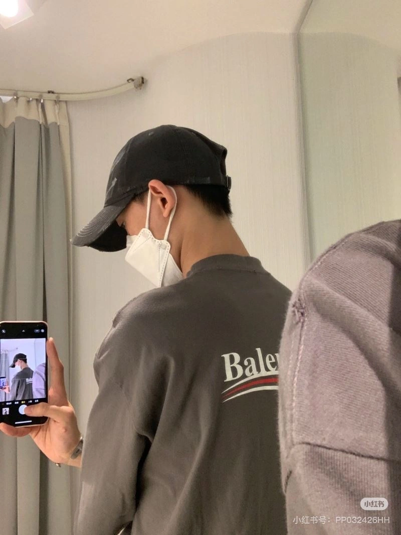 Breathable Balenciaga T-Shirts 98295