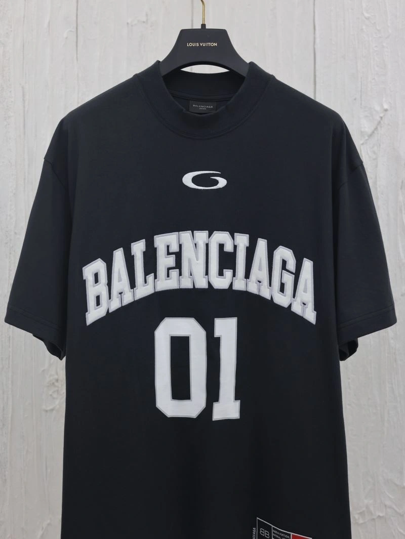 Refined Balenciaga T-Shirts 98293