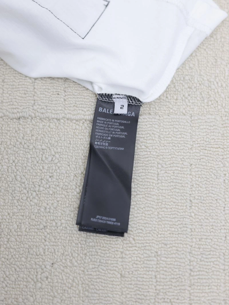 Balenciaga T-Shirts Sleek 98287