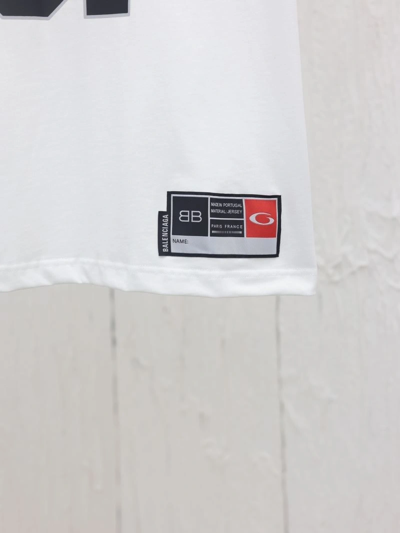 Balenciaga T-Shirts Sleek 98287