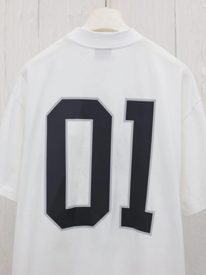 Balenciaga T-Shirts Sleek 98287