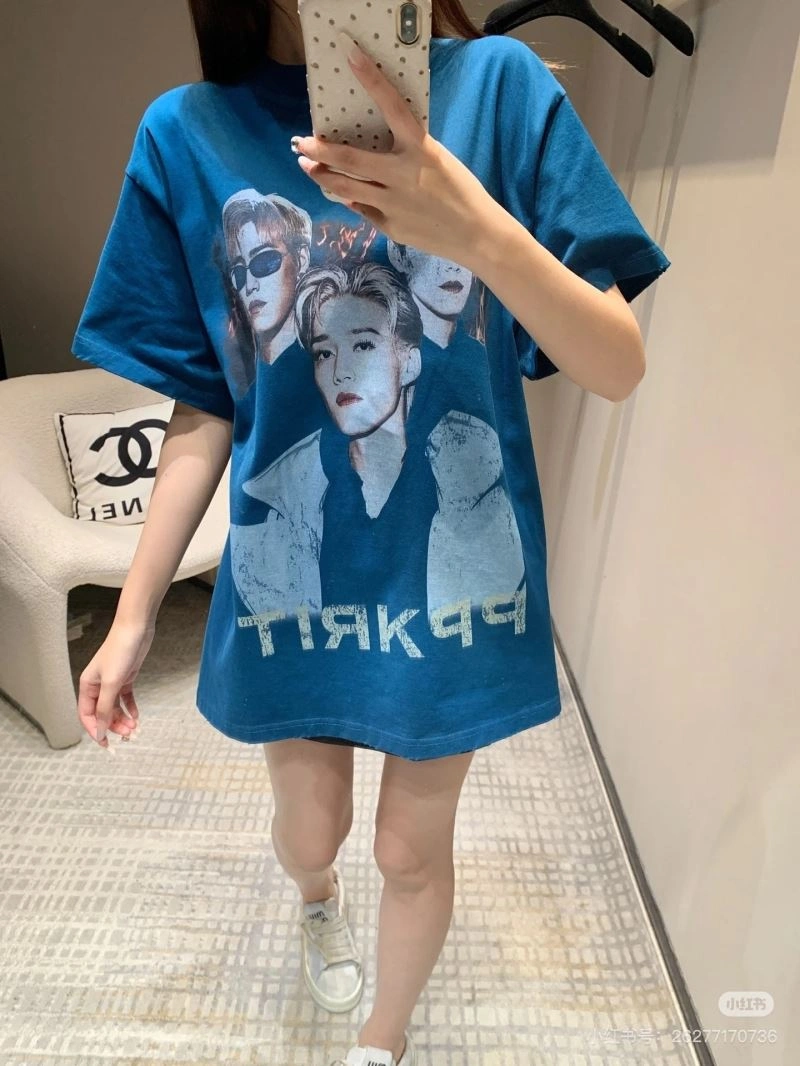 Flexible Balenciaga T-Shirts 98285